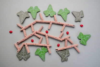 Magnetic Vines with Leaves